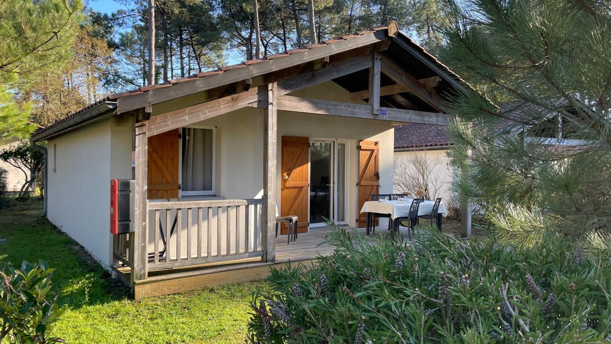 אונדרה Chalet Paisible A La Plage, Piscine Et Tennis מראה חיצוני תמונה