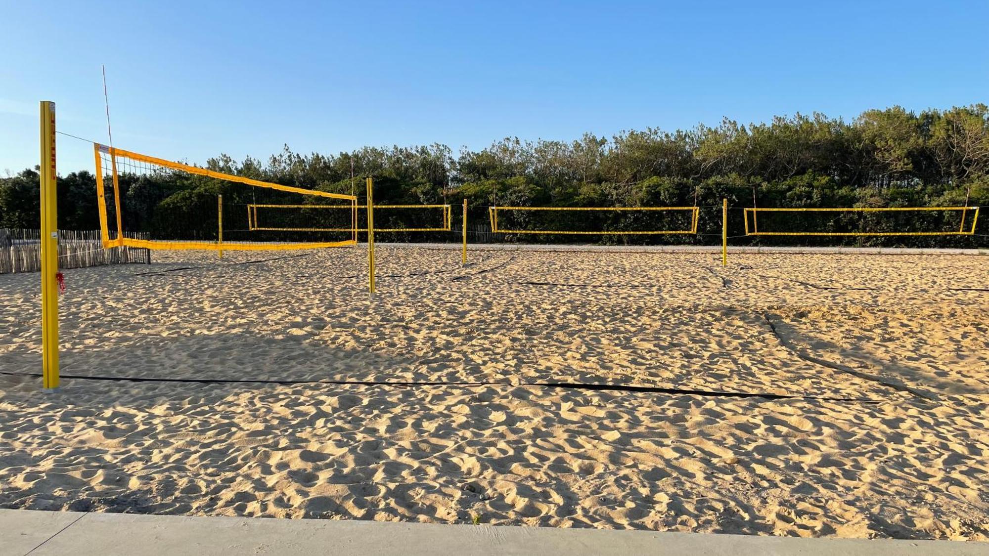 אונדרה Chalet Paisible A La Plage, Piscine Et Tennis מראה חיצוני תמונה