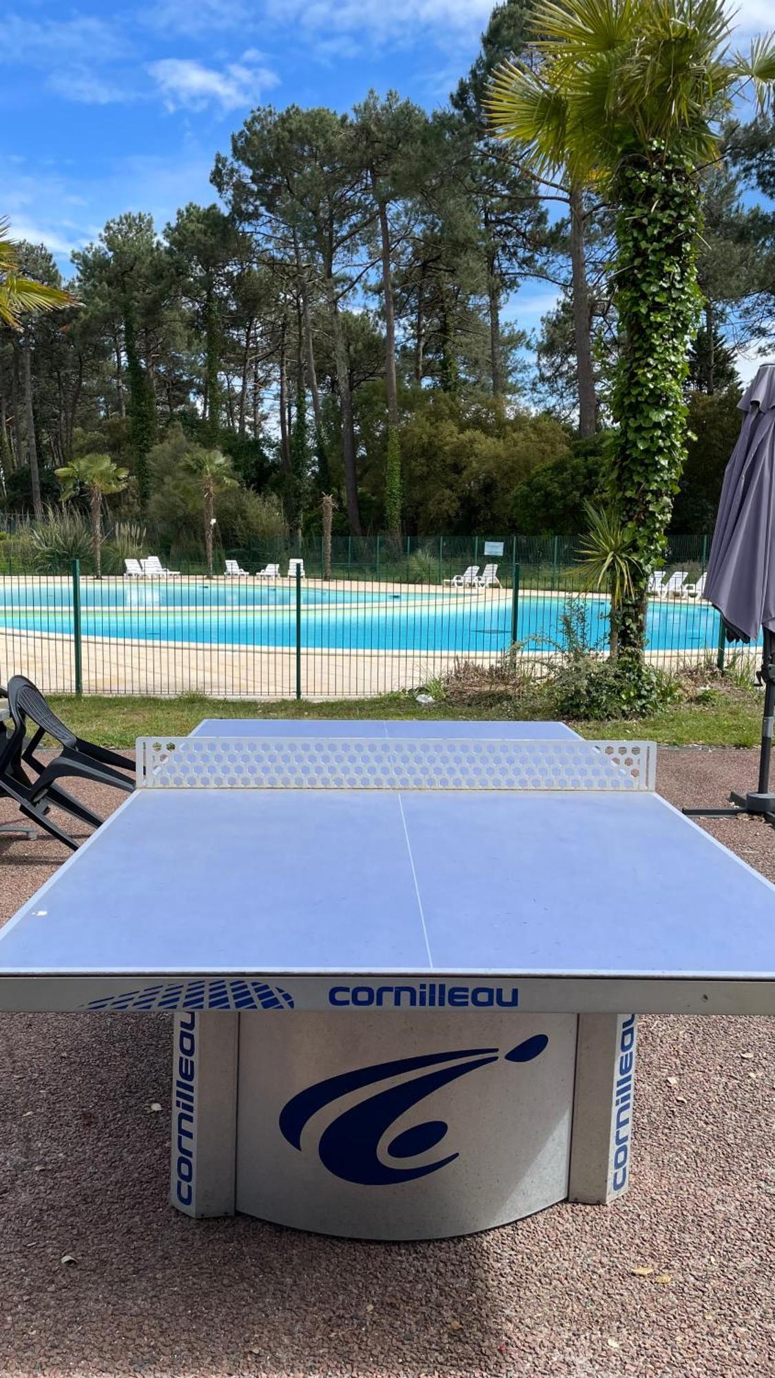 אונדרה Chalet Paisible A La Plage, Piscine Et Tennis מראה חיצוני תמונה